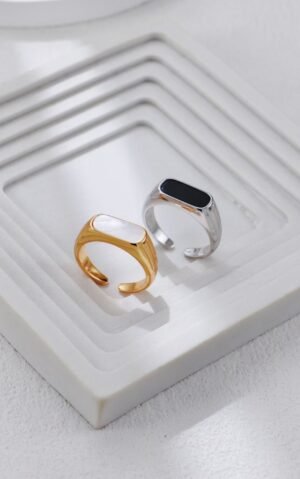 S925 silver white pearl black agate ring